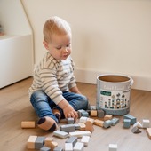 Build a world of fun! These 50-piece wooden blocks in blue encourage creativity, coordination, and hours of play. 🏗️✨⁣
⁣
⁣
⁣
#LabelLabel #CreativePlay #WoodenToys #EndlessPossibilities #PlayTime